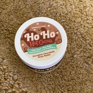 Perfectly Posh ho ho Hot Cocoa